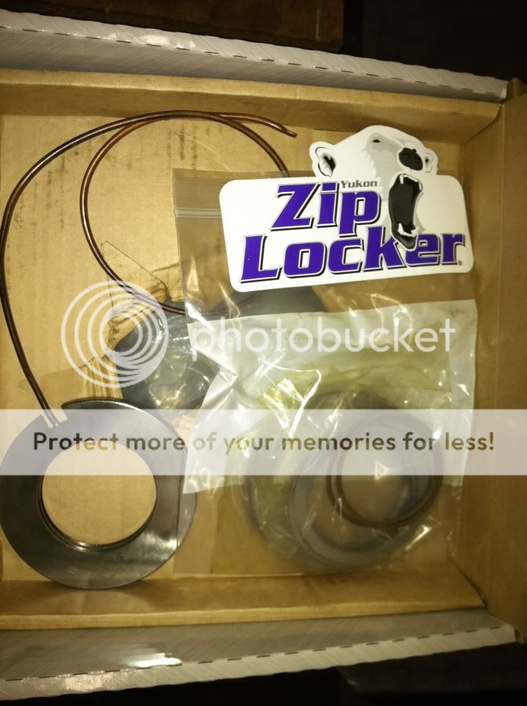 Yukon Zip Locker install into an 1Ton TJ Pirate 4x4